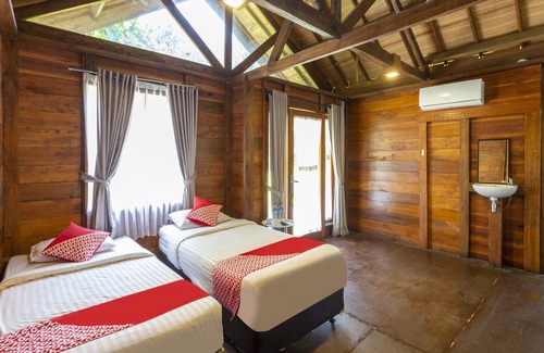 Citaringgul Hotel | OYO 883 Pavo Resort