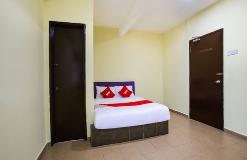 Banting Hotel | OYO 89585 Hotel Happy Inn