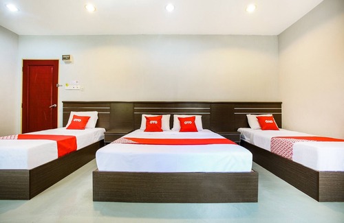 Tangkak Hotel | OYO 89660 Raudhah Inn Hotel