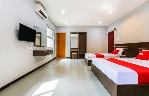 Tangkak Hotel | OYO 89660 Raudhah Inn Hotel