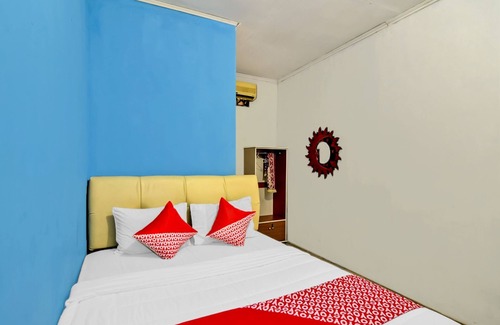 Cikarang Hotel | OYO 90222 Lafa Park Syariah