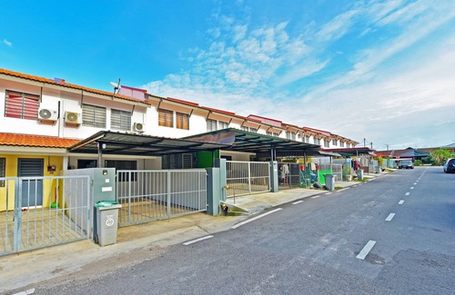 Segamat House | OYO 90493 JL Homestay