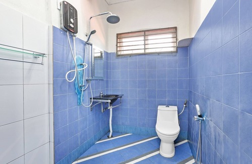 Gua Hotel | OYO 90873 Travellers Inn