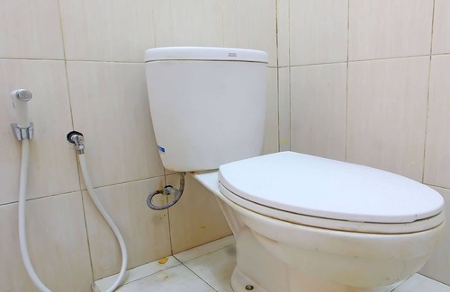 Sempe Hotel | OYO 91777 Kemuning Guesthouse