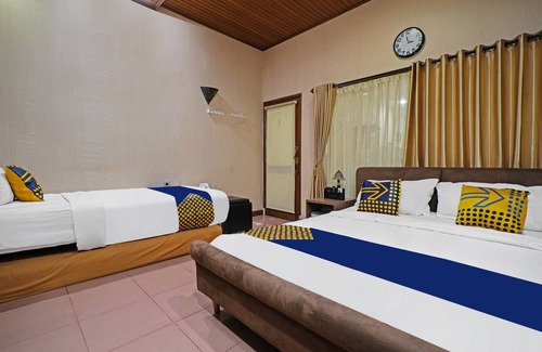 Bandung Hotel | OYO 92121 Mitra Dago Antapani Syariah