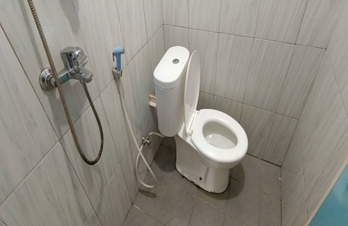 Sei Pinang Hotel | OYO 93512 Umbuy Homestay NearKetupat Kandangan Haji Irus