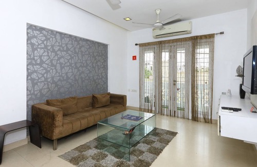 Saidapet Hotel | OYO 9911 Apartment Shylee Niwas