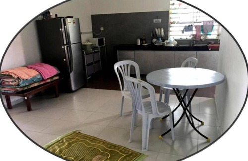 Bukit Kuang House | OYO Home 90977 AzZinki Homestay