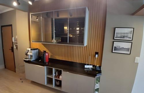 Embare Apartment | Pé na Areia em Santos: Sol, Mar e Netflix