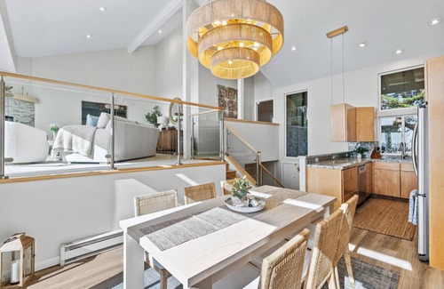 Castroville House | Pacific Oasis | An Oceanfront Escape