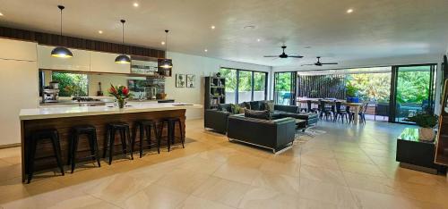 Tapere of Vaimaanga House | Pacific Palms Luxury Villa