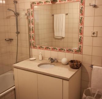 Santo Antonio dos Olivais Apartment | Palácio da Quinta da Portela II