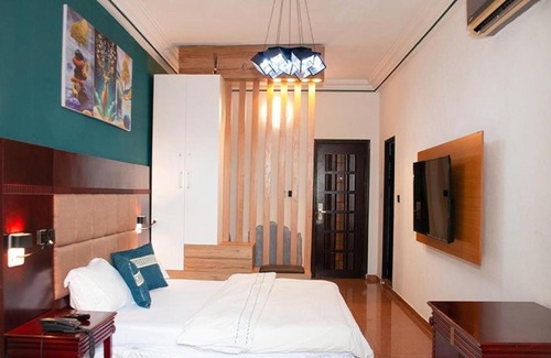 Porto-Novo Apartment | palace guest house