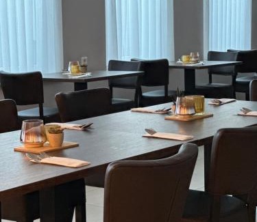 Rhein-Erft-Kreis District Hotel | Palast Hotel