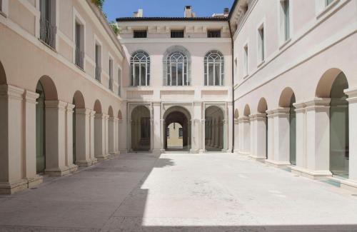Old Town Apartment | PALAZZO BECCAGUTTI CAVRIANI - Gallery Suite e Frescoes Suite