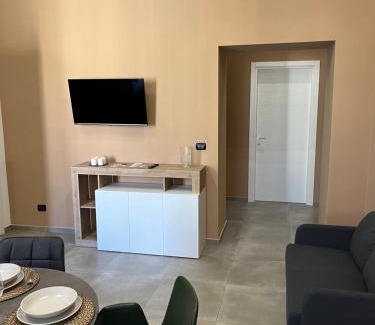 Vasto Apartment | Palazzo Ferrara Apartment