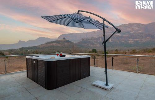 Karjat Villa | Palazzo in the Mountain by VEO - Part of StayVista