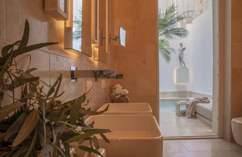 Lecce Historic Center Bed & Breakfast | Palazzo Lecce - Epoca Collection