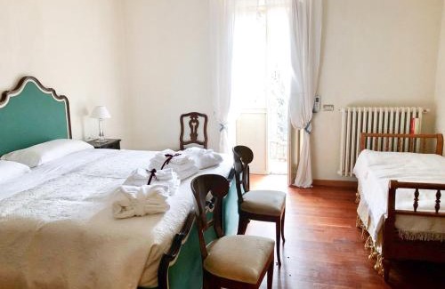 Corneliano d'Alba Bed & Breakfast | Palazzo Sismonda
