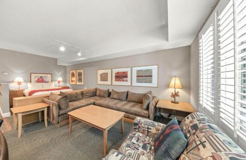 Olympic Valley Apartment | Palisades Tahoe Lodge Rentals Studio #226