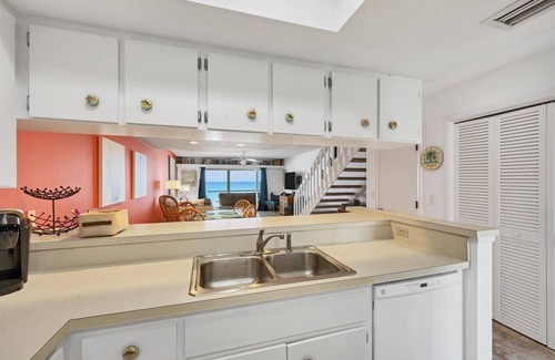 Cape Haze Condo | Palm Island Beachfront ! Live on the beach!
