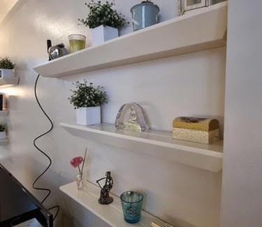 Pasay Apartment | Palm Tree Villas Condominium by Beth