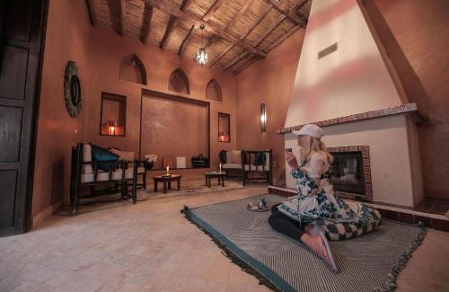 Tarmigt House | Palm View Palace