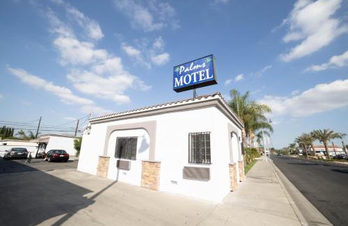 El Rancho Hotel | Palms Motel