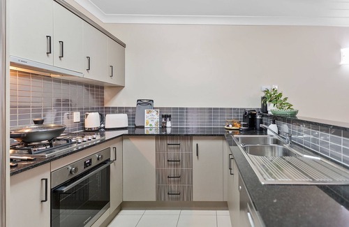 Westcourt Apartment | Palmview Heights - 9 Pools BBQ Gym