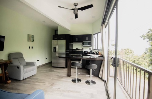 Manuel Antonio Apartment | Palo Rosa 1