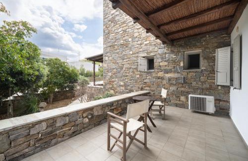 Livadi Apartment | Palos Studios