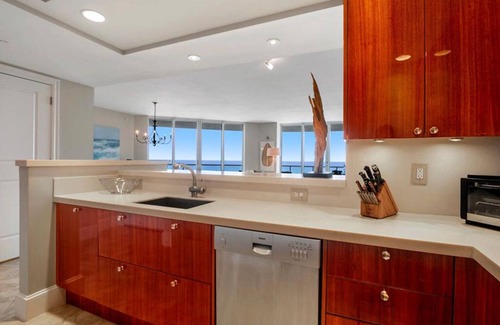 Singer Island Condo | Pamper yourself at the Ritz-Carlton Residences, Singer Island, Palm Beach, FL