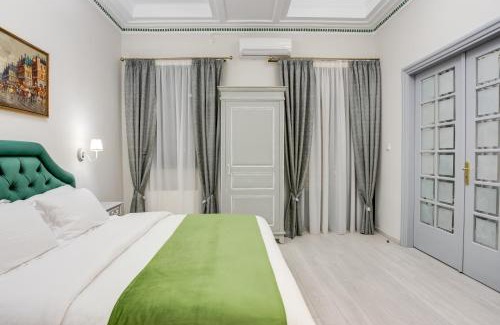 Plaka Hotel | Pandrosos Divine Suites