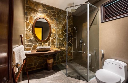 Thong Nguyen Hotel | Panhou Retreat