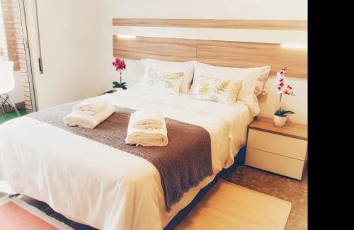 La Trinidad-San Juan y Todos los Santos House | Panorama Córdoba Center, baño privado externo a la habitación