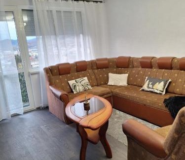 Piatra Neamt Apartment | Panoramic Central Apartment
