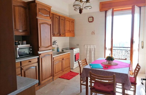 Marassi House | Panoramic flat with Parking and WIFI - 15' from the centre COD CITRA 0100