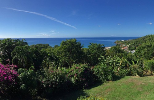 Deshaies Cottage | Panoramic view of the Caribbean Sea, 5 mins walk from Leroux beach