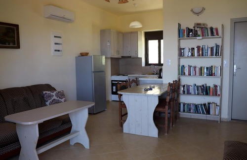 Triopetra House | Panoramic view of the sea, close to the beach, wifi - holiday home Triopetra, Cr