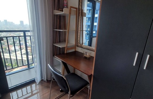 Salcedo Village Condo | Panoramic View w/Balcony Near Airport & Sky Way - 4