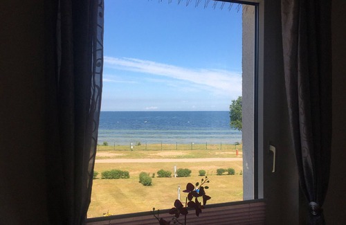 Zierow Apartment | Panoramic views, 50m to the beach, unique feel-good atmosphere. Daily. Getting poss