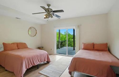 East Price Hill House | Panoramic Views -Downtown Cincinnati