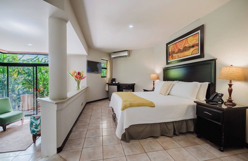 Panama Beach Hotel | Papagayo Golden Palms Beachfront Hotel