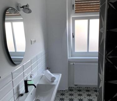 Kaptalantoti Apartment | Parókia apartman és coworking a Balaton mellett