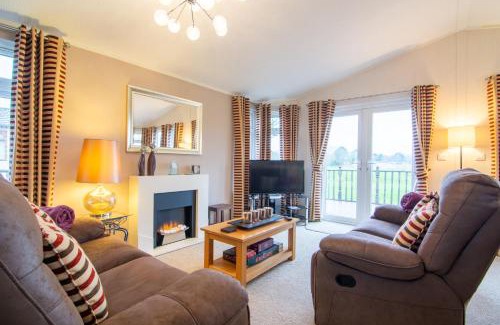 Wisbech House | Par Three