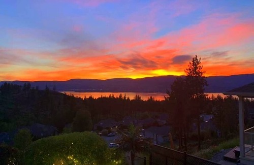 Southwest Mission House | Paradise Found in Upper Mission at Casa De Luce