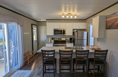 Niagara-on-the-Lake Cottage | Paradise in Niagara-on-the-lakes at Vine Ridge Resorts.