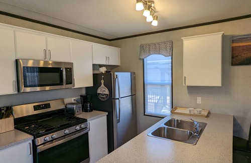 Niagara-on-the-Lake Cottage | Paradise in Niagara-on-the-lakes at Vine Ridge Resorts.