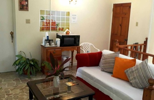 Snow Hill Hotel | Paradise Inn