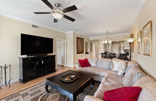 Highland Lake Estates Condo | Paradise Island